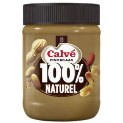 Calve 100% fijngemalen pinda's pindakaas is puur en smeuig tot op de bodem! Calve 100% fijngemalen pinda's pindakaas: puur en smeuig tot op de bodem Calve pindakaas is de enige echte pindakaas, al sinds 1948 Pindakaas is een bron van bouwstoffen, vol vezels, vitaminen en mineralen Met onverzadigde vetten en eiwitten voor de ontwikkeling van spieren